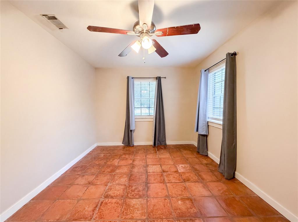 2603 Pecan Valley Drive, Granbury, TX 76048