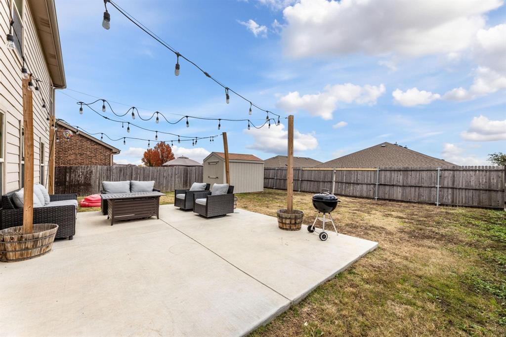 2121 Meadow View Drive, Princeton, TX 75407