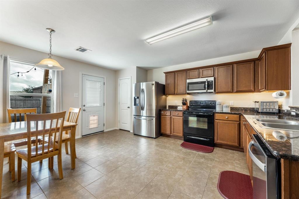 2121 Meadow View Drive, Princeton, TX 75407 2121 Meadow View Drive, Princeton, TX 75407