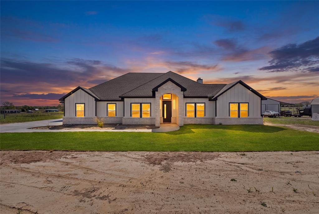6433 County Road 4120, Campbell, TX 75422