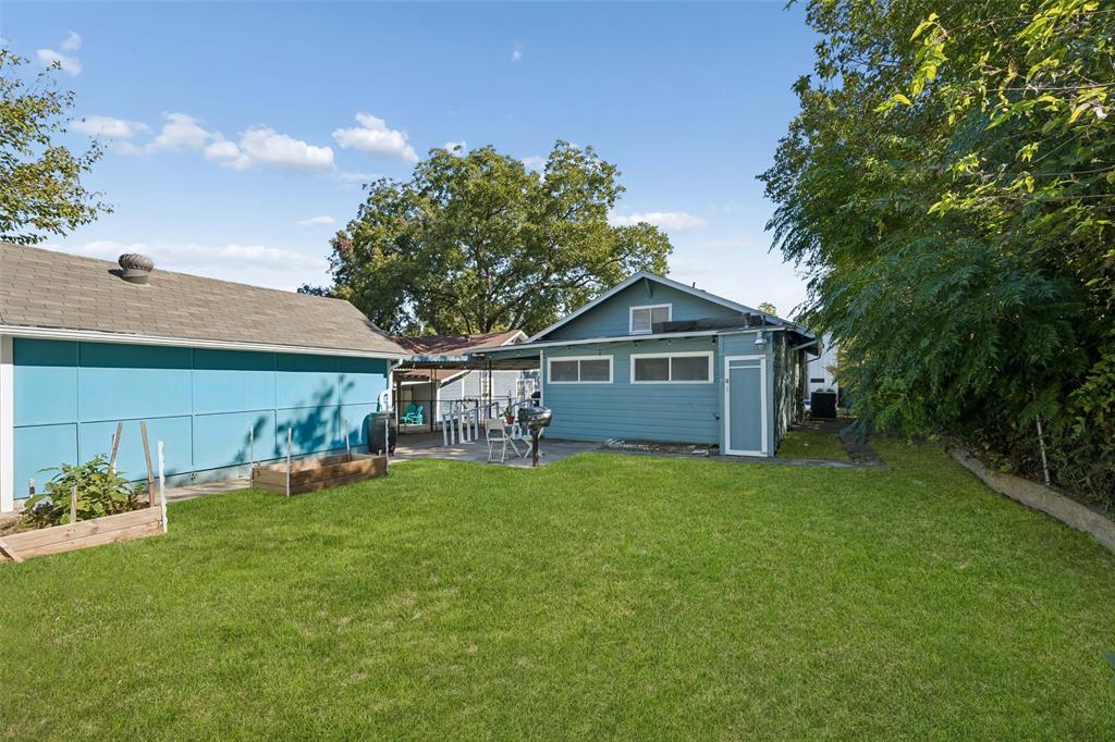 1027 Eldorado Avenue, Dallas, TX 75208