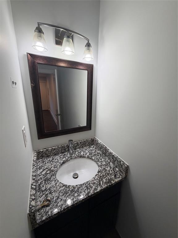 1107 S Ewing Avenue, #104, Dallas, TX 75216