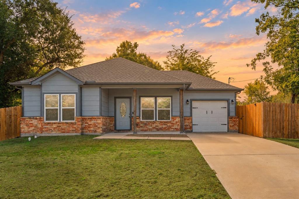 2115 Jones Street, Greenville, TX 75401
