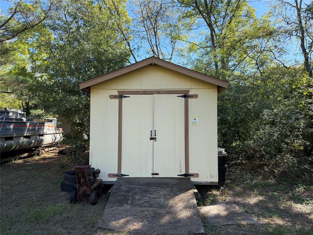 10823 Mallard Point, Wills Point, TX 75169