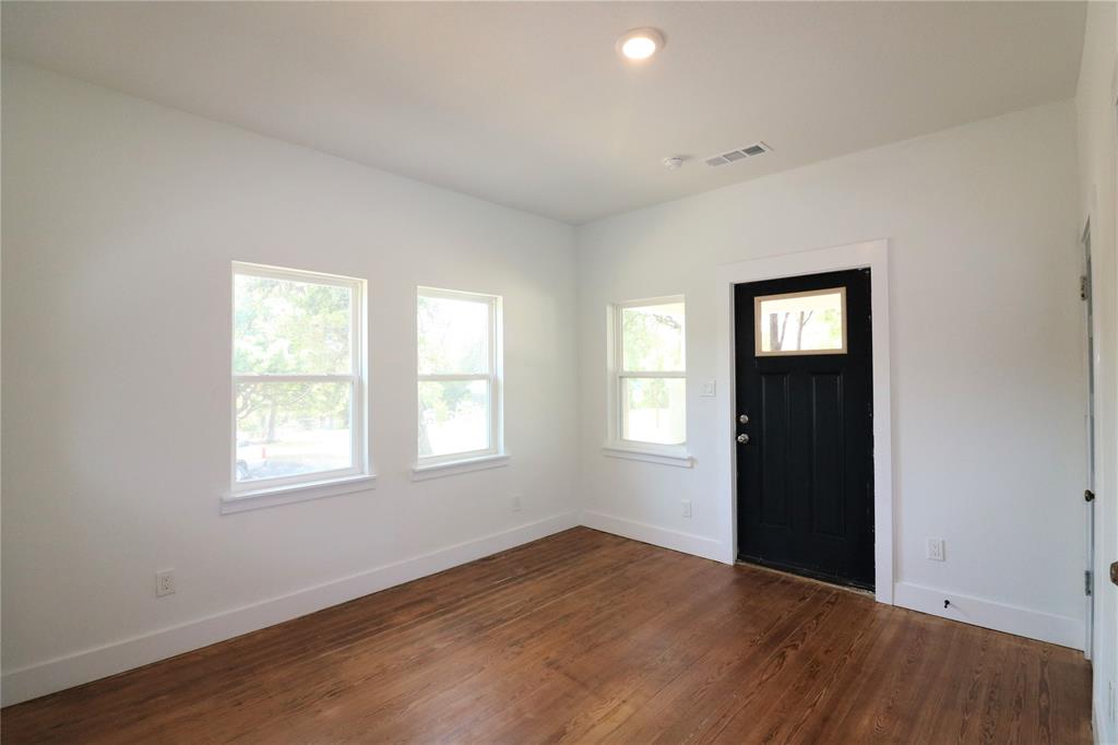 1734 Arizona Avenue, #1, Dallas, TX 75216