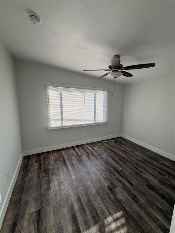 1107 S Ewing Avenue, #208, Dallas, TX 75216