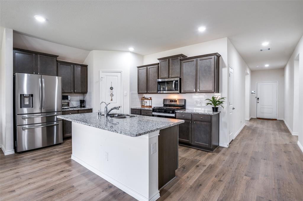 1307 Colonial Bluff Lane, Princeton, TX 75407