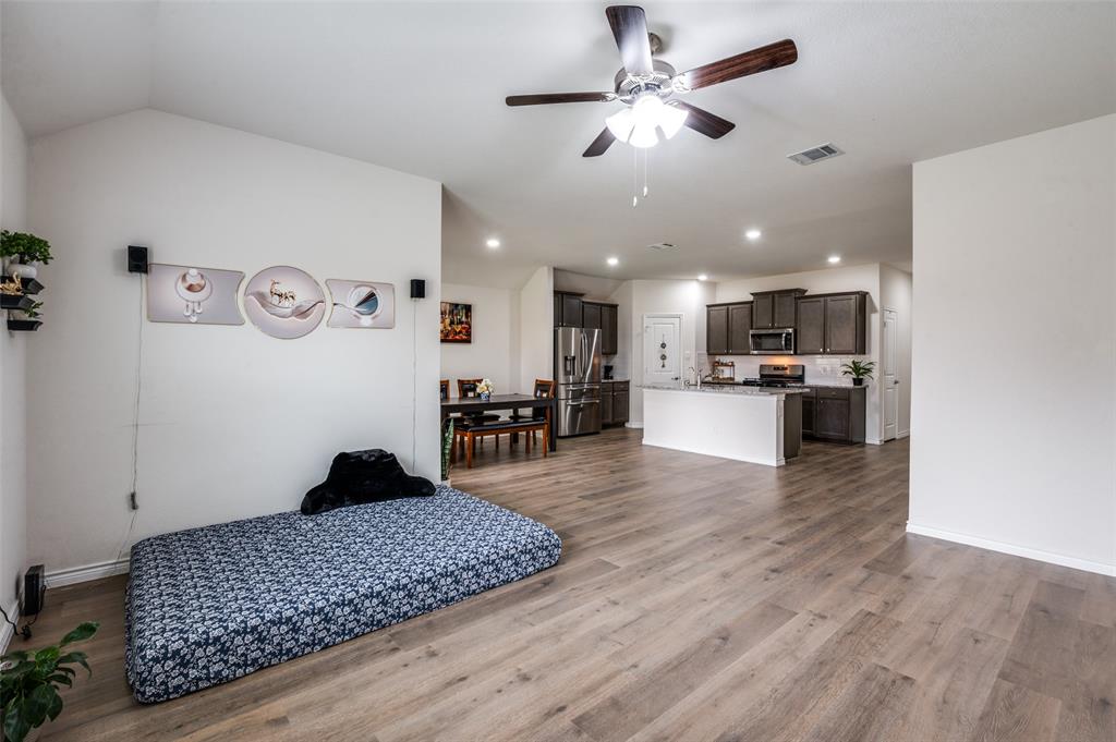 1307 Colonial Bluff Lane, Princeton, TX 75407