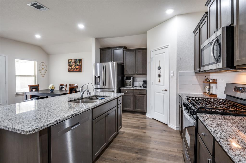 1307 Colonial Bluff Lane, Princeton, TX 75407