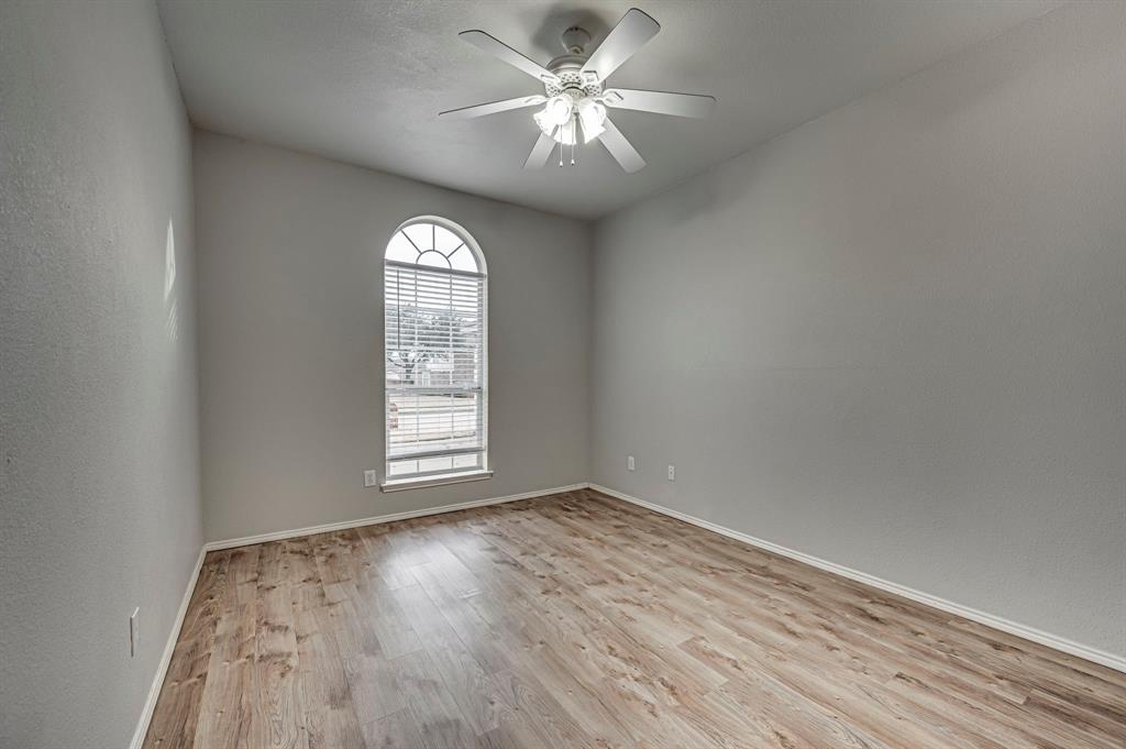 713 Escapade Court, Midlothian, TX 76065