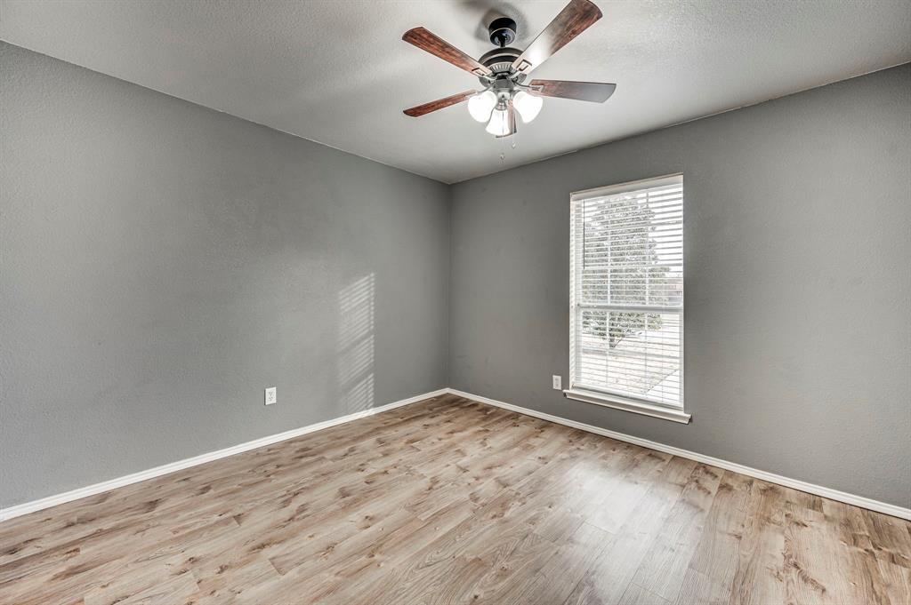 713 Escapade Court, Midlothian, TX 76065