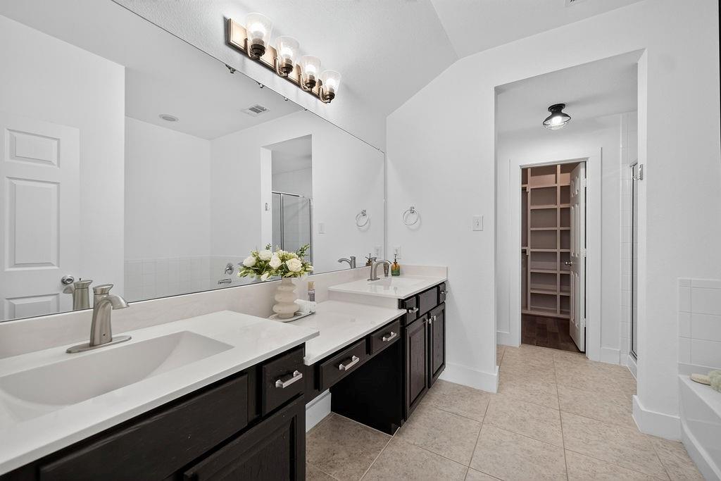 605 Stableford Street, Celina, TX 75009