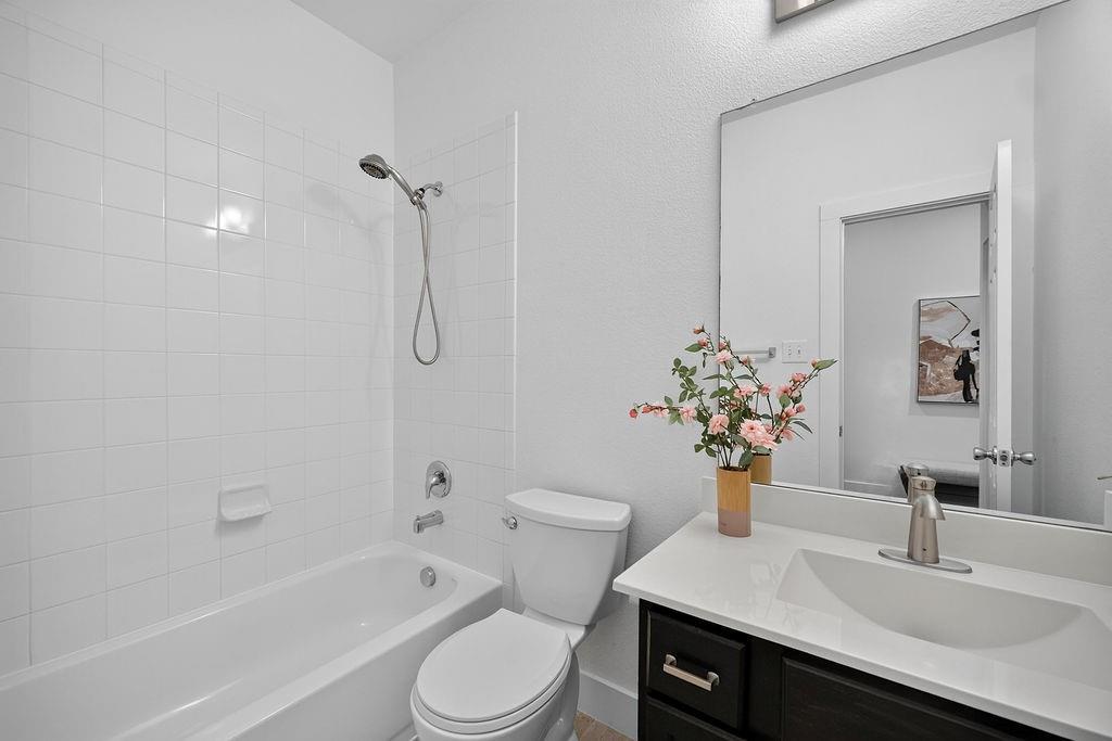 605 Stableford Street, Celina, TX 75009