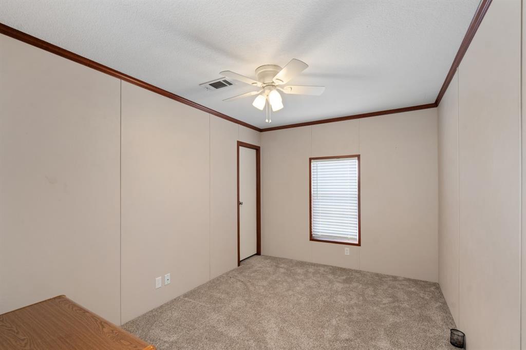 318 Luther Lane, Gun Barrel City, TX 75156