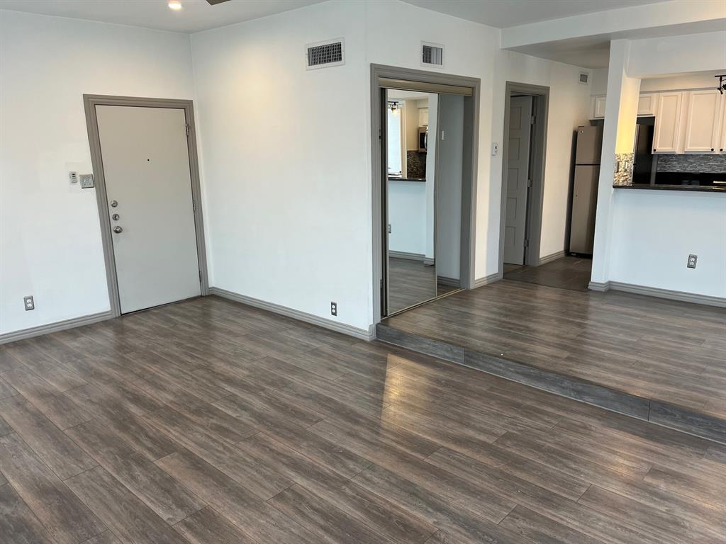 2800 Douglas Avenue, #219, Dallas, TX 75219