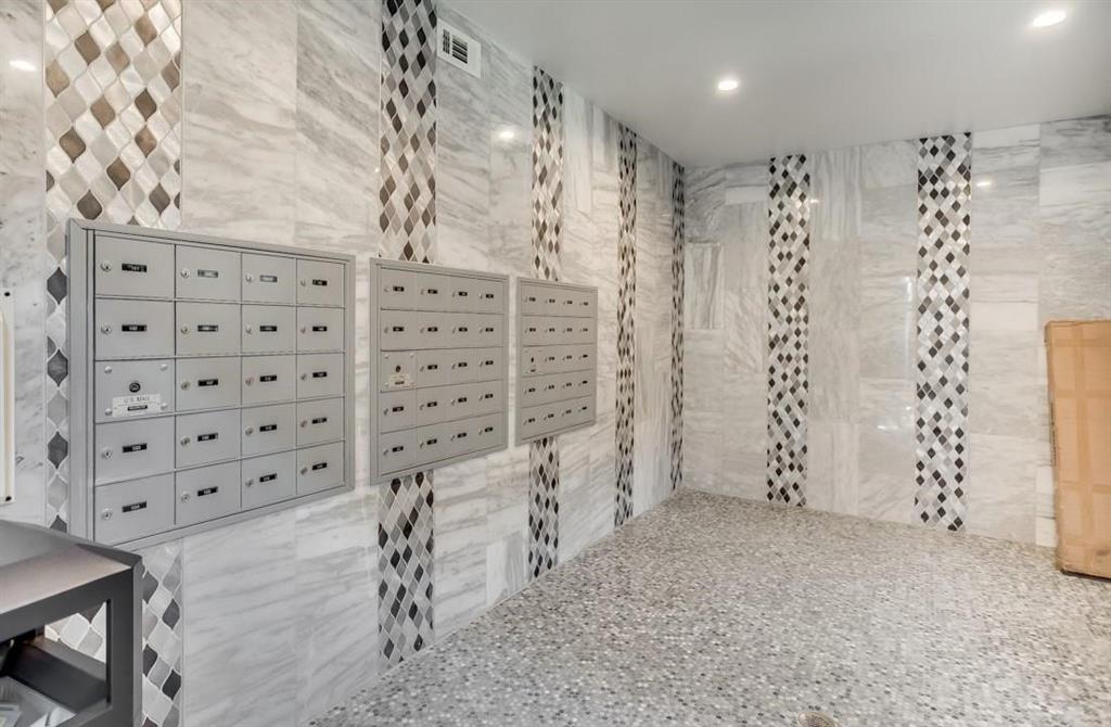 2800 Douglas Avenue, #219, Dallas, TX 75219