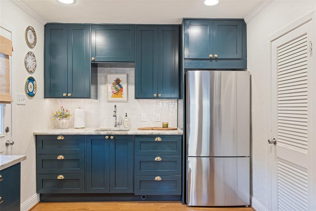 5039 N Hall Street, Dallas, TX 75235 5039 N Hall Street, Dallas, TX 75235