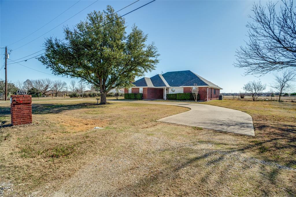 3722 Carrie Lane, St. Paul, TX 75098