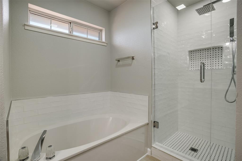 3722 Carrie Lane, St. Paul, TX 75098