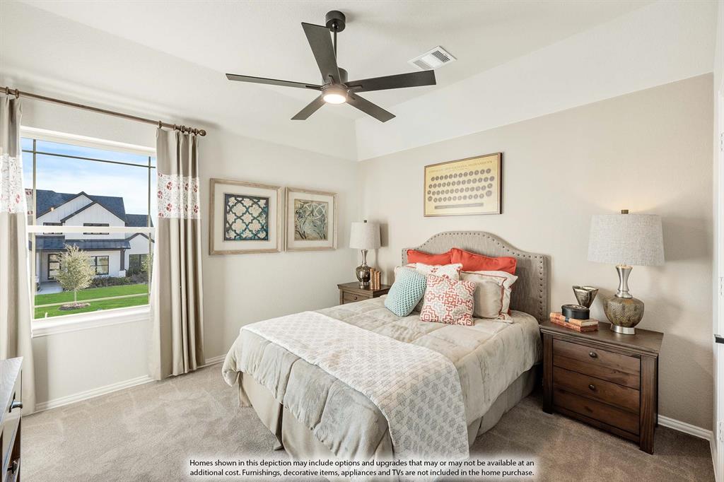 903 Lasalle Drive, Red Oak, TX 75154