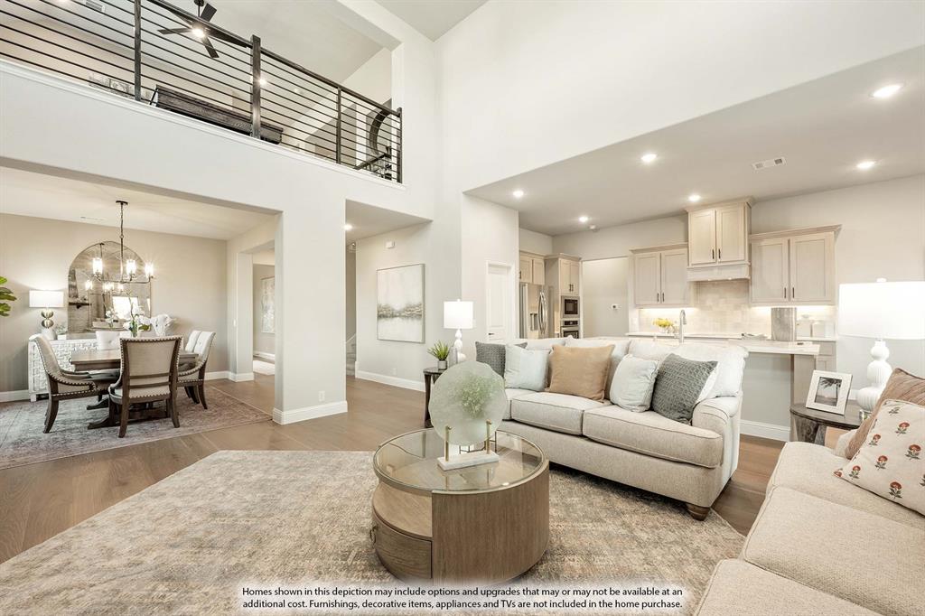 903 Lasalle Drive, Red Oak, TX 75154