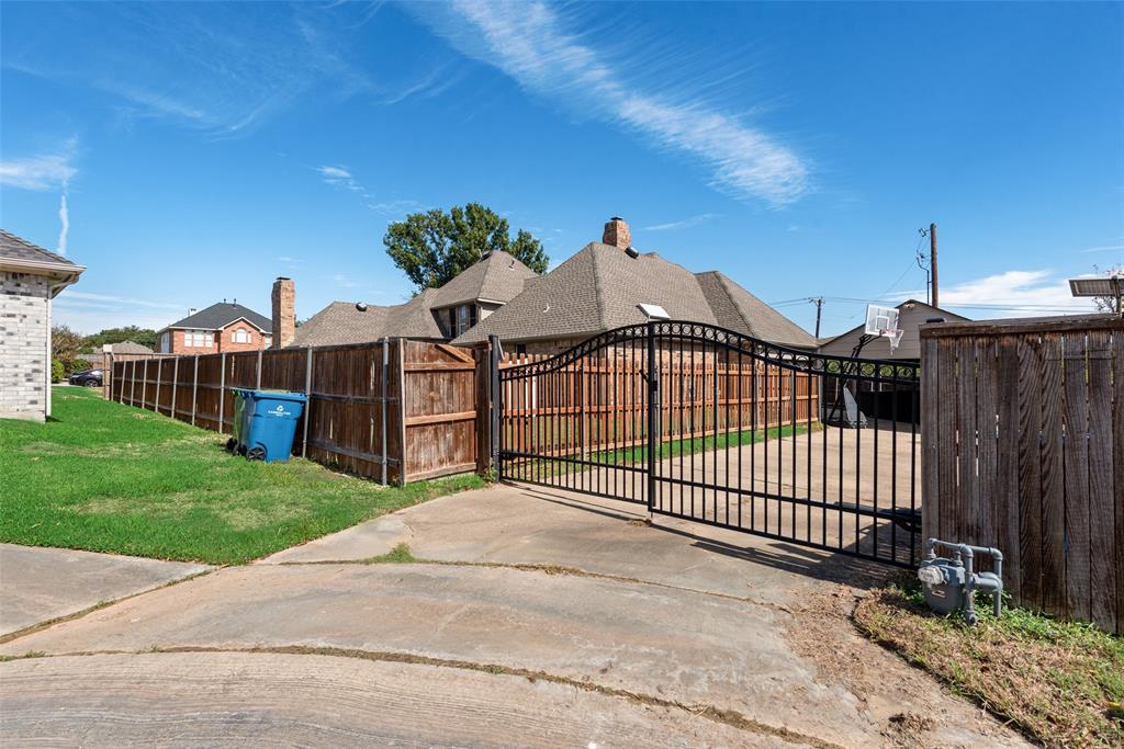 2228 Lorraine Drive, Carrollton, TX 75006