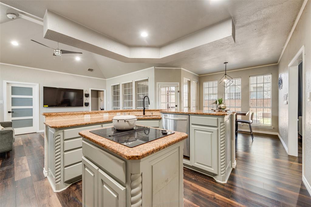2228 Lorraine Drive, Carrollton, TX 75006