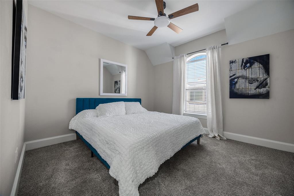 2707 Gaston Avenue, Dallas, TX 75226
