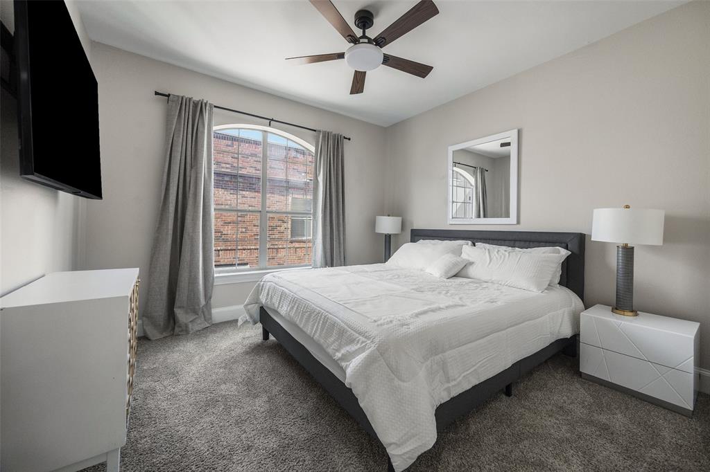 2707 Gaston Avenue, Dallas, TX 75226