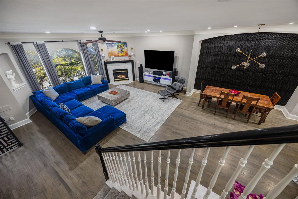 2707 Gaston Avenue, Dallas, TX 75226