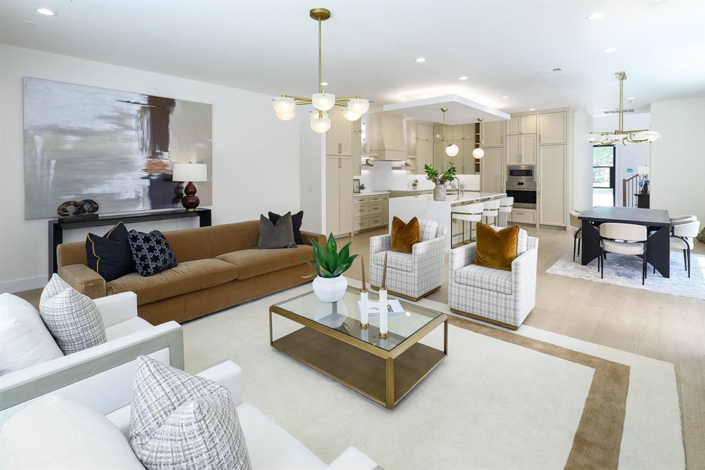 3719 W Beverly Drive, Dallas, TX 75209 3719 W Beverly Drive, Dallas, TX 75209
