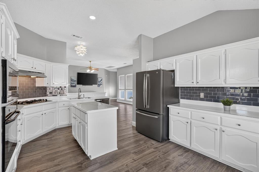 1425 Cardigan Lane, Lancaster, TX 75134