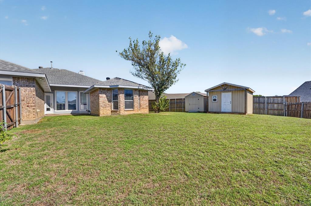 1425 Cardigan Lane, Lancaster, TX 75134