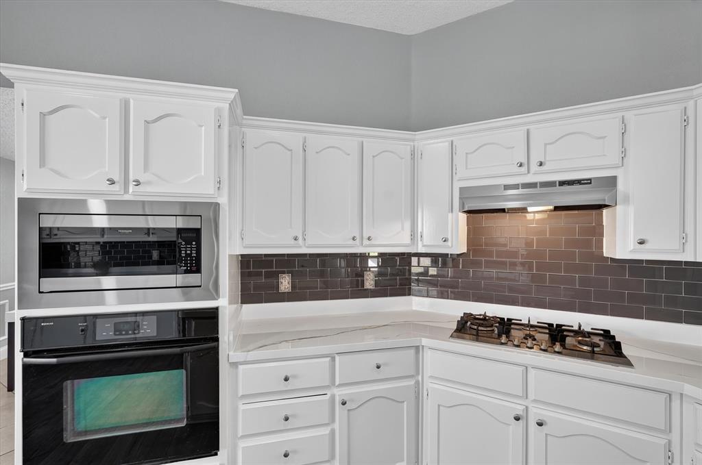 1425 Cardigan Lane, Lancaster, TX 75134