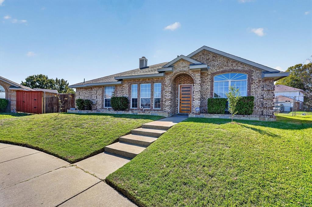 1425 Cardigan Lane, Lancaster, TX 75134