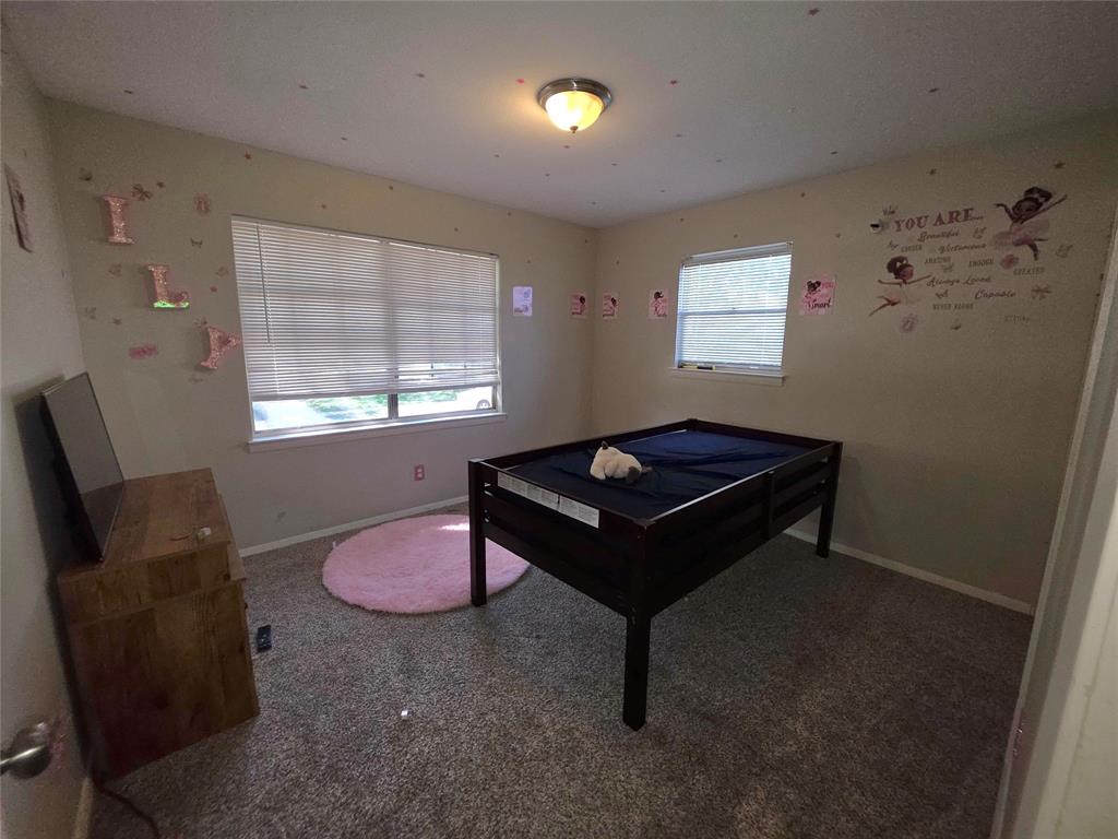 737 Rutgers Drive, Lancaster, TX 75134