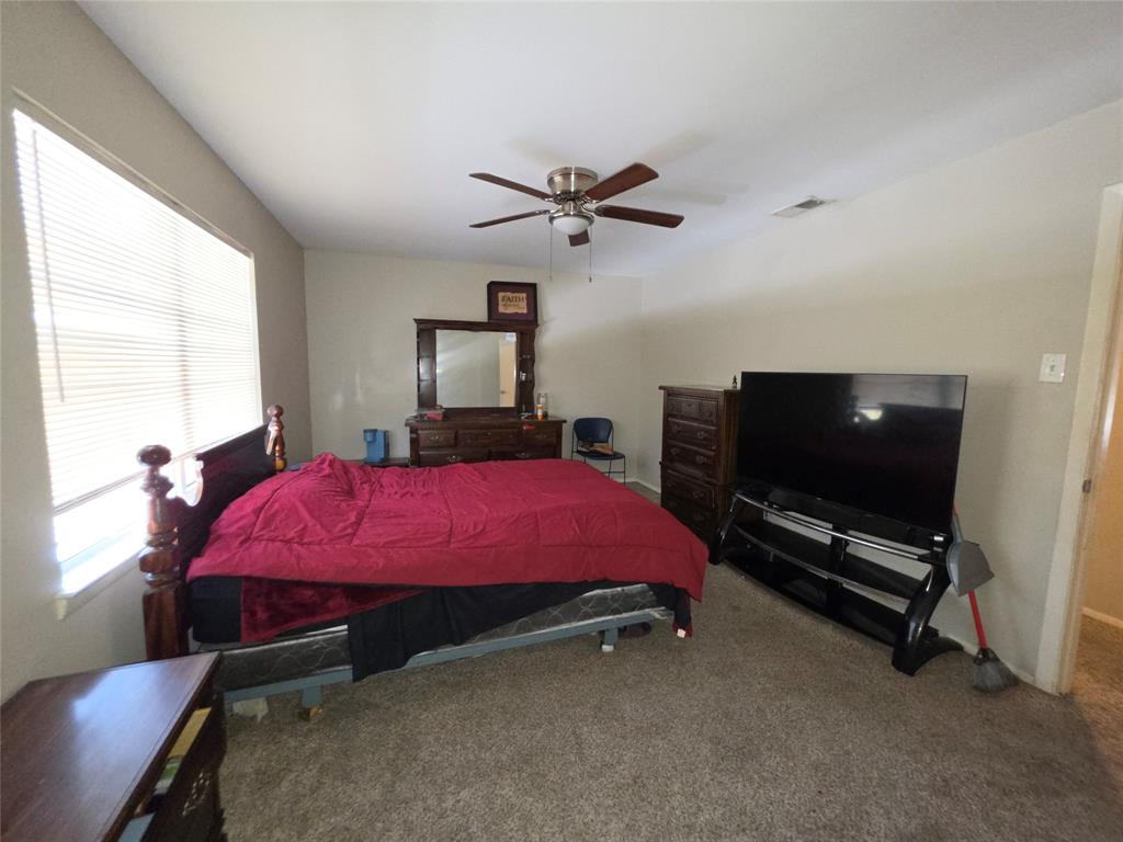 737 Rutgers Drive, Lancaster, TX 75134