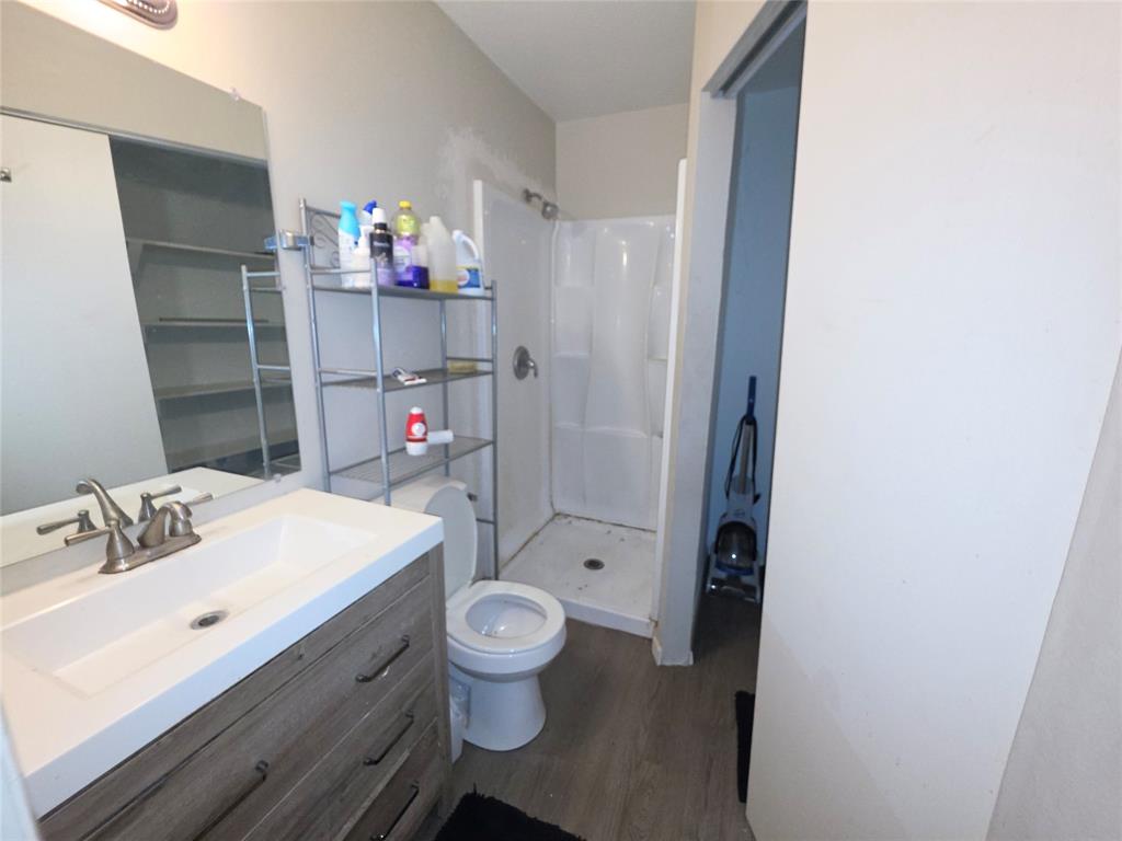 737 Rutgers Drive, Lancaster, TX 75134