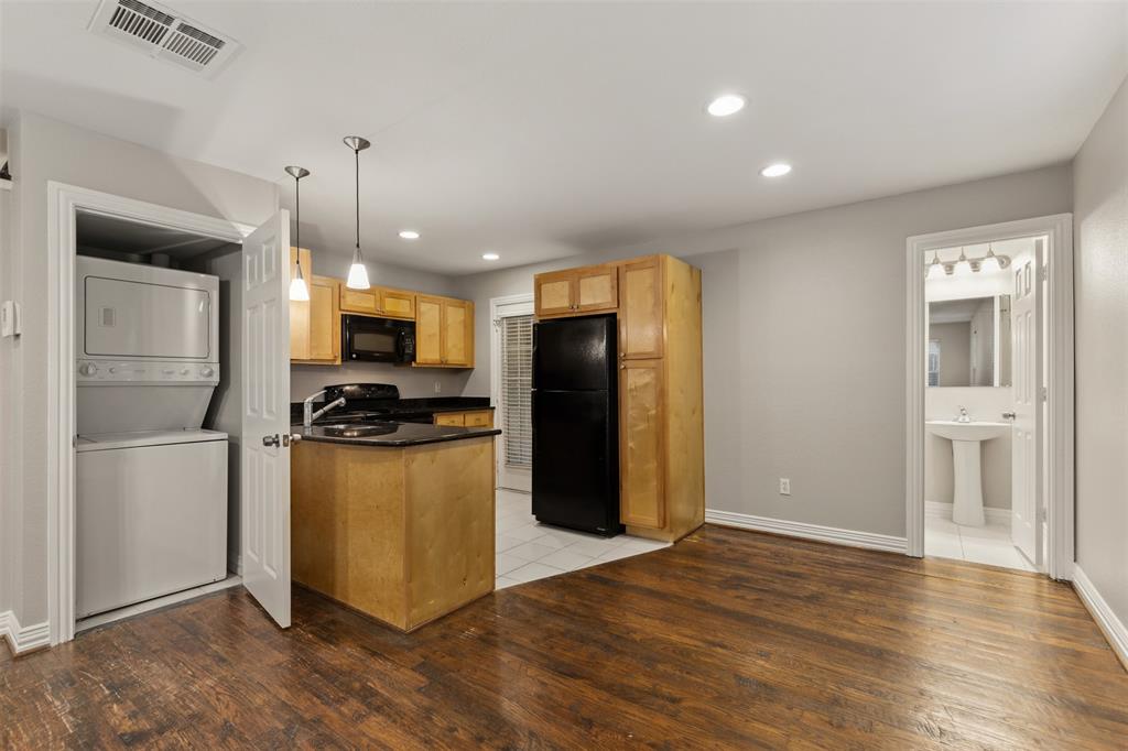 4751B Bradford Drive, Dallas, TX 75219