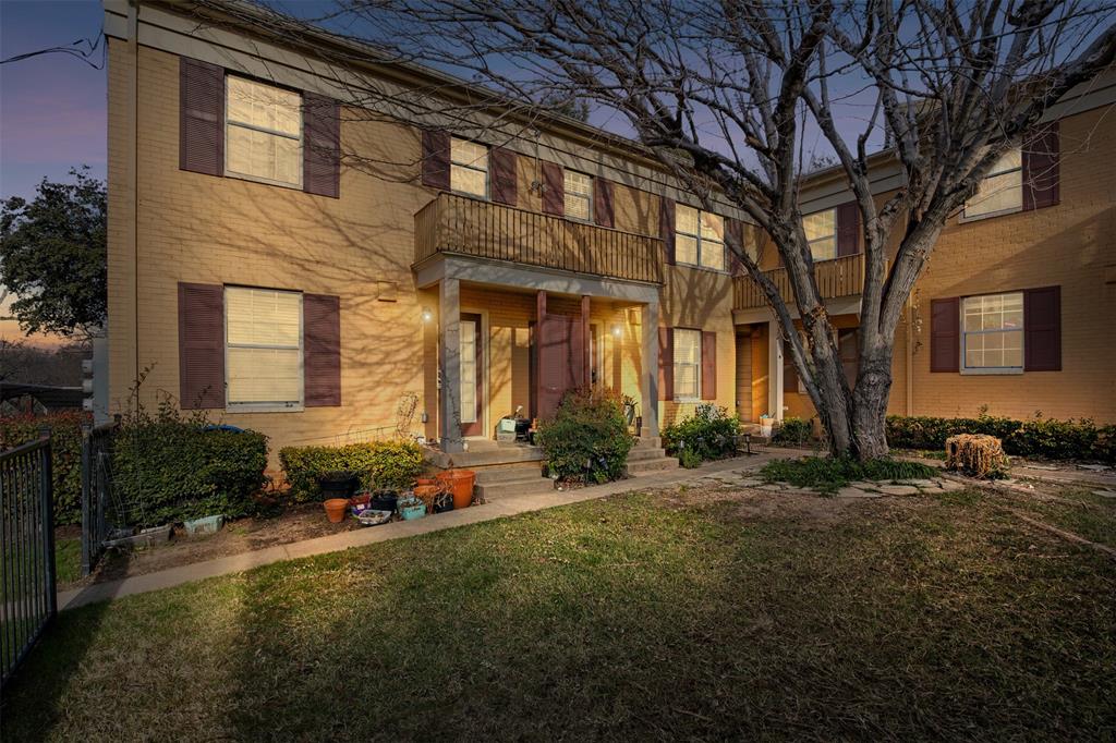 4751B Bradford Drive, Dallas, TX 75219