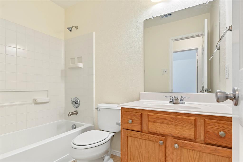 1308 Luckenbach Drive, Forney, TX 75126