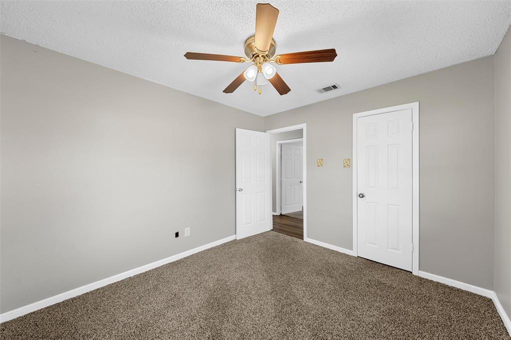900 N Bunker Drive, Robinson, TX 76706