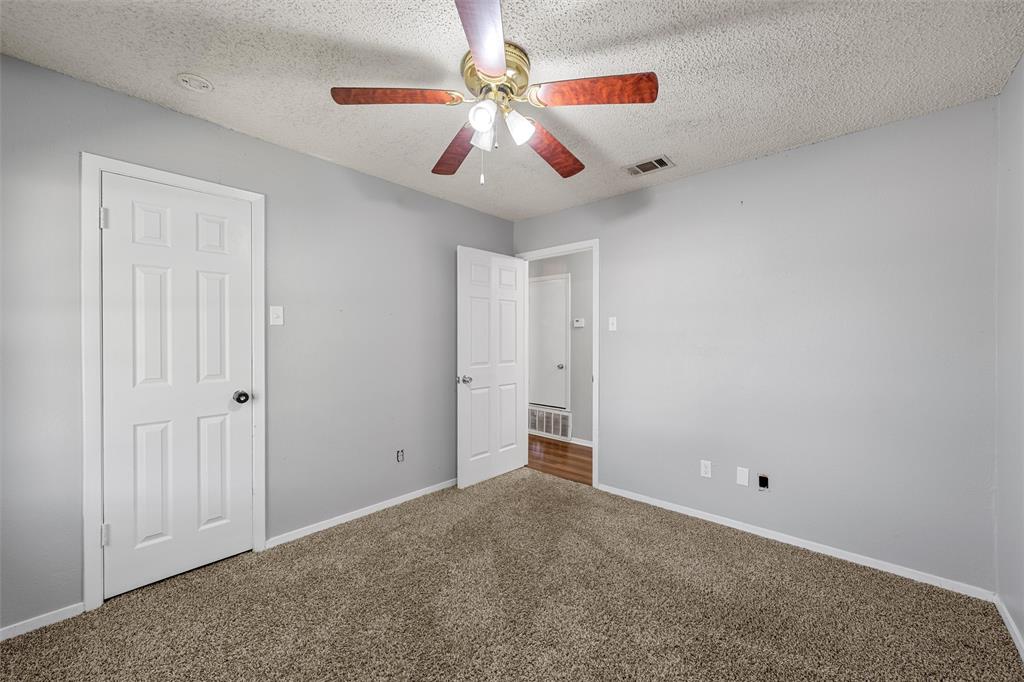900 N Bunker Drive, Robinson, TX 76706