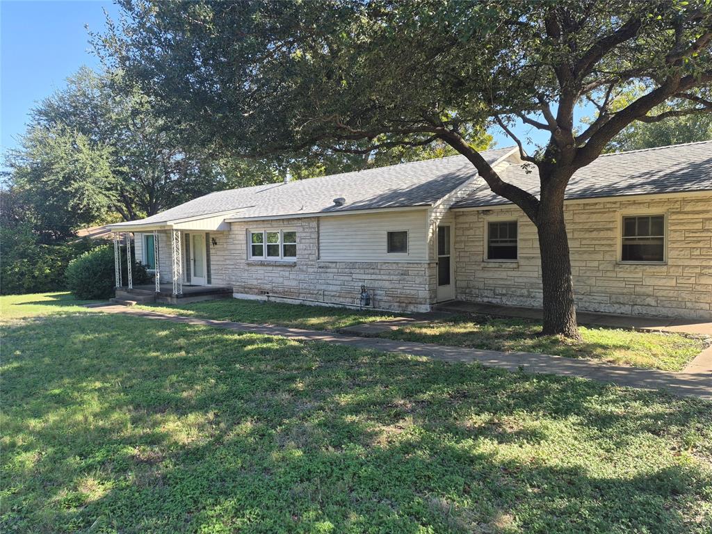 4230 Hillcrest Drive, Waco, TX 76710