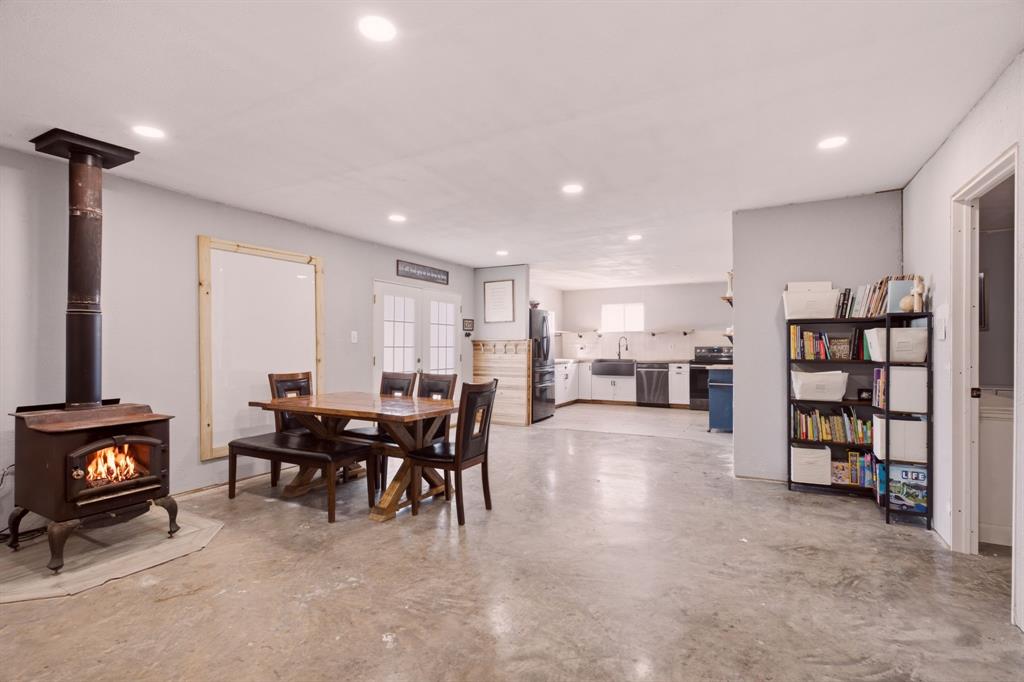7292 County Road 1048, Celeste, TX 75423