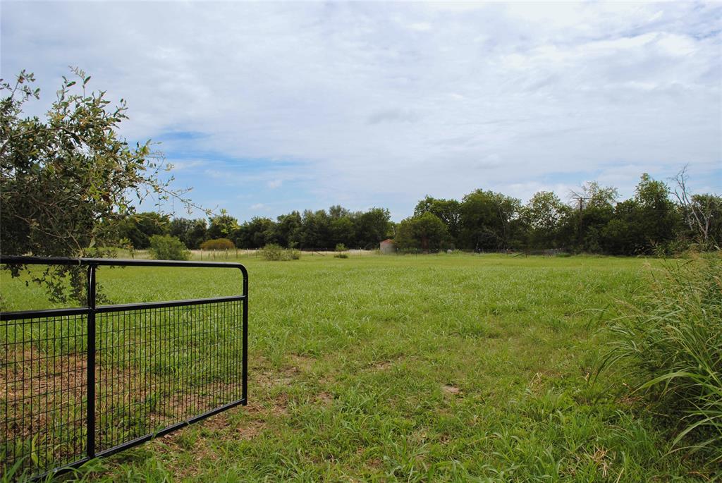 11101 China Spring Road, Waco, TX 76708