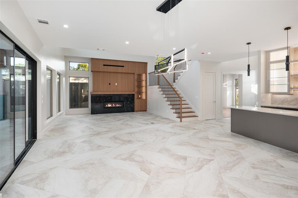 3209 Saint Croix Drive, Dallas, TX 75229
