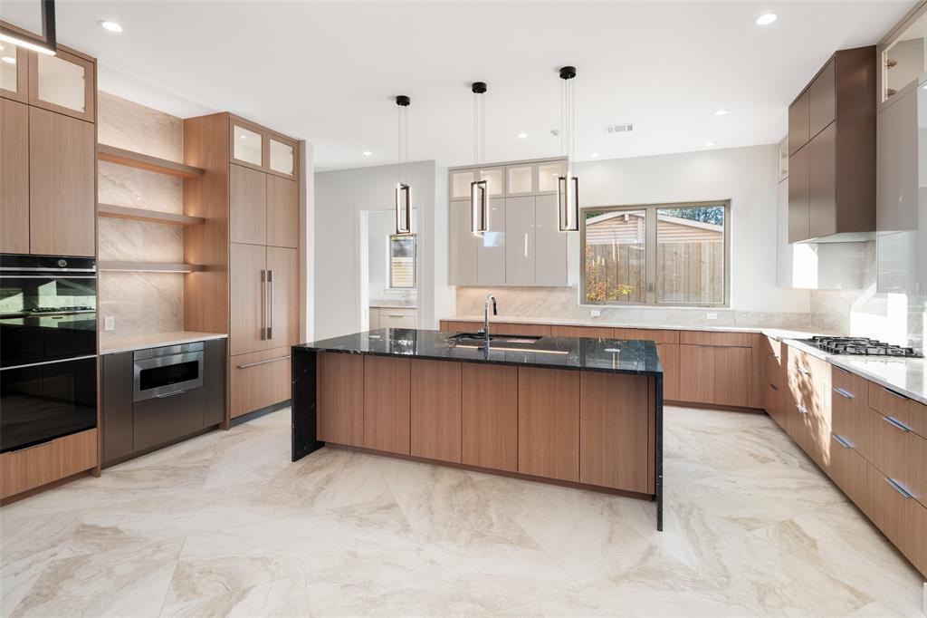 3209 Saint Croix Drive, Dallas, TX 75229