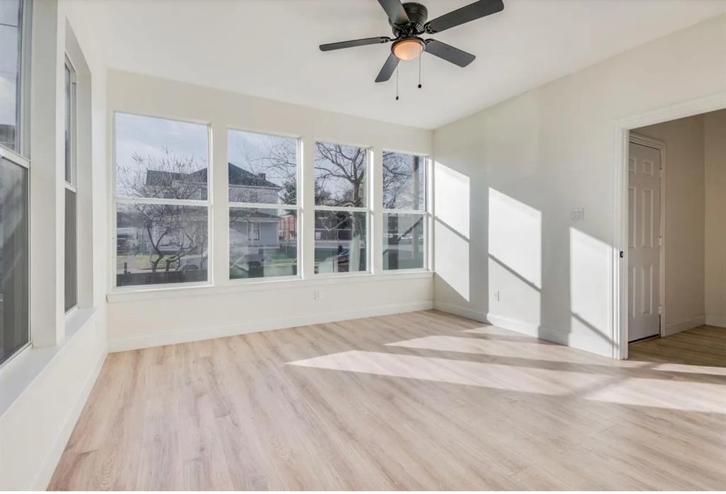 805 W 9th Street, Dallas, TX 75208