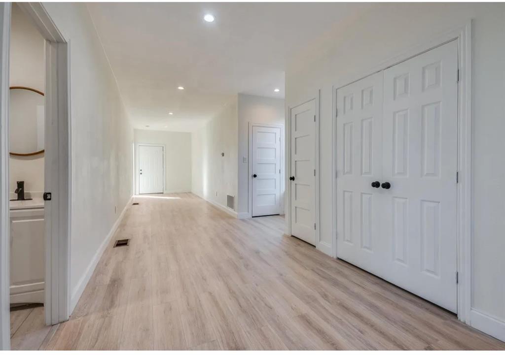 805 W 9th Street, Dallas, TX 75208